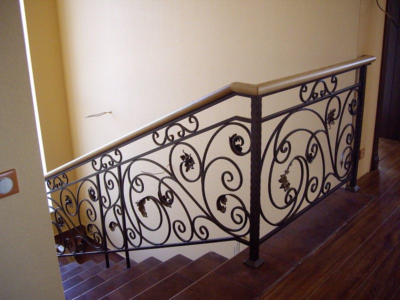 Фронтальная ступень Mytho Rubino, Gres de Aragon